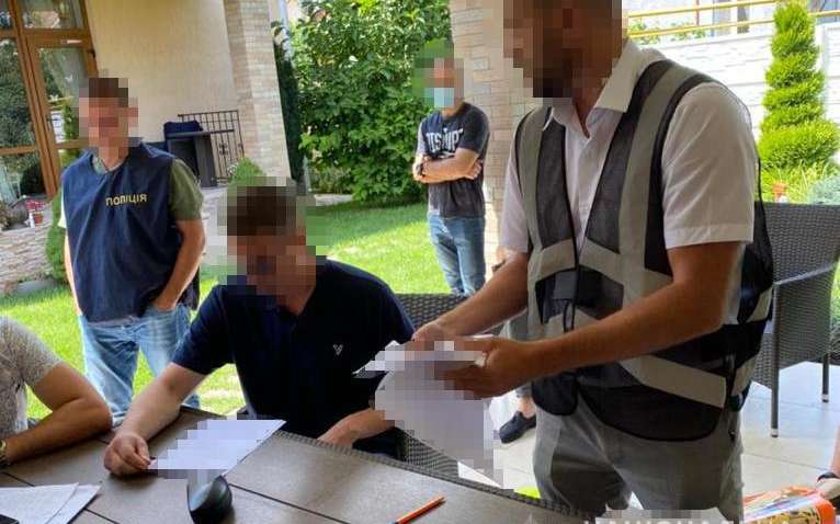 Строительство жилья для военнослужащих: чиновников из Минобороны поймали на коррупционной «схеме» в 1 млн. долларов