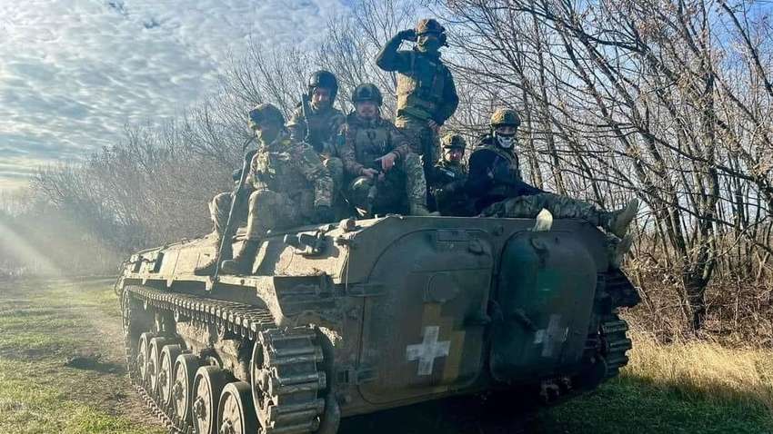 Война не сбавляет обороты: чего ждать в ближайшем будущем на фронтах в Украине, и внутри России