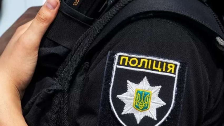 Зарезал и закопал во дворе: житель Запорожья зверски убил родного отца (ФОТО) Зарезал и закопал во дворе: житель Запорожья зверски убил родного отца (ФОТО)