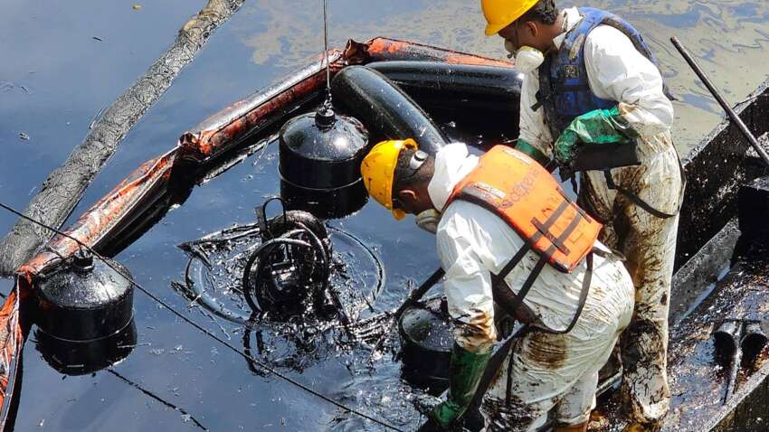 Плохие новости: что произошло с ценой на нефть на фоне атак и угроз закрытия Ормуза