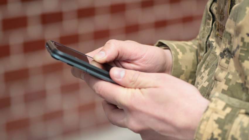 Це загрожує життю: військовий назвав несподівану небезпеку Telegram для солдатів