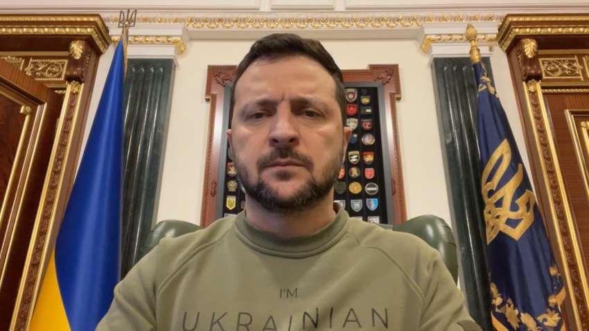 Зеленский завил, что провел Ставку со сложными вопросами: подробности