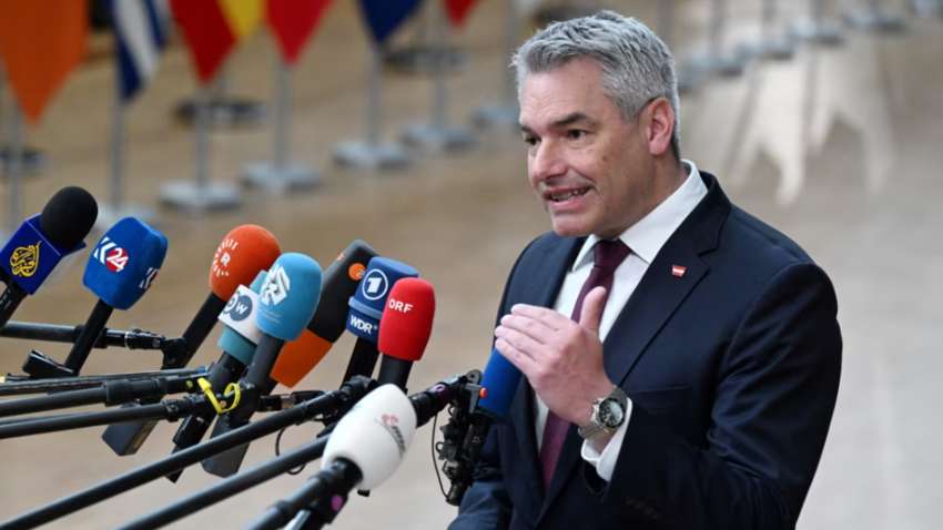 В Австрії пояснили свою позицію щодо мирних переговорів України та Росії В Австрії пояснили свою позицію щодо мирних переговорів України та Росії