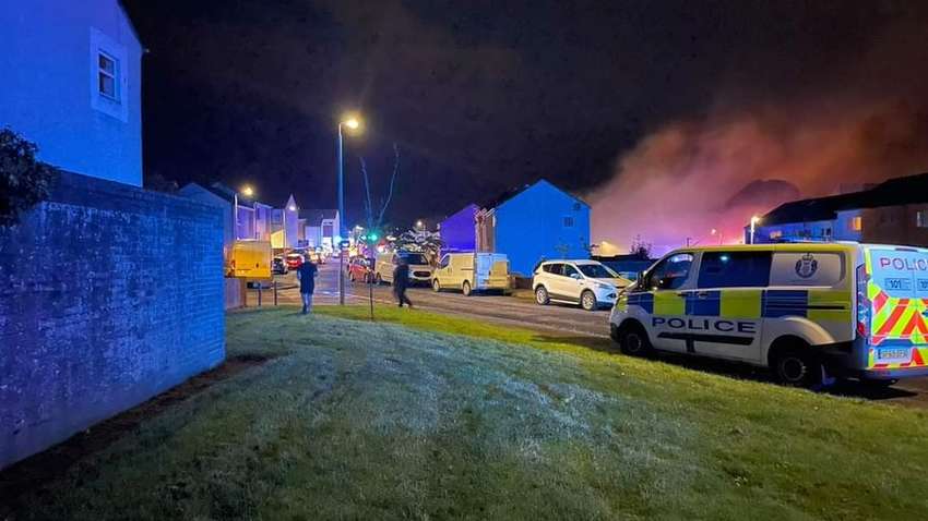 В Шотландии взрыв разрушил сразу несколько жилых домов: есть пострадавшие (ФОТО) В Шотландии взрыв разрушил сразу несколько жилых домов: есть пострадавшие (ФОТО)