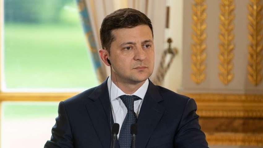 Зеленский  начинает визит в Польшу