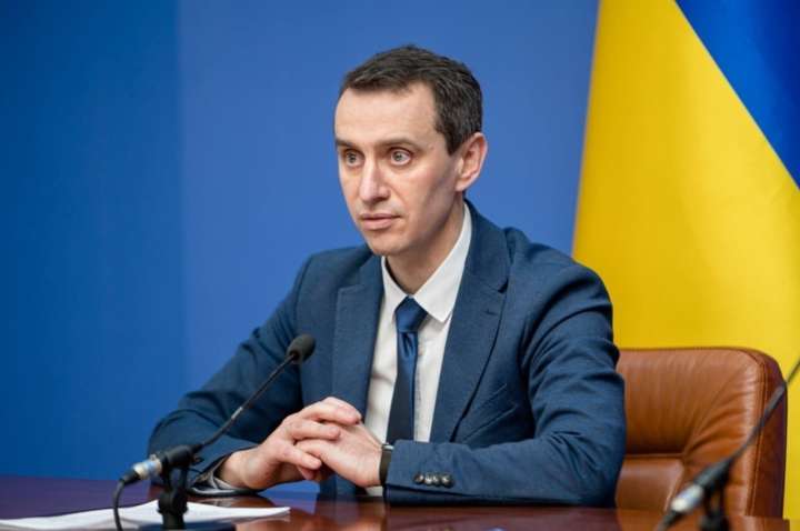 В Україні вводять обов'язкову вакцинацію для деяких категорій населення