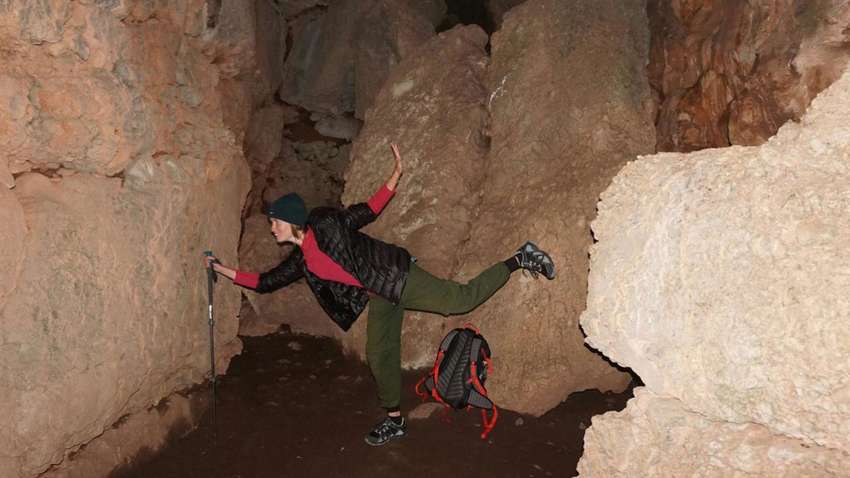 Провели месяц в пещере: украинские туристы застряли в Индии