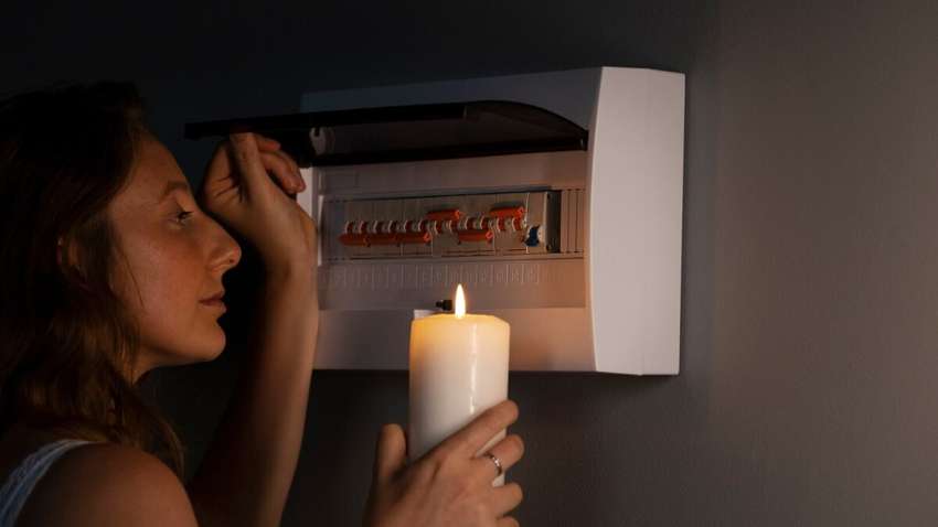 Відключення поза графіком: хто в Одесі залишиться без світла (АДРЕСИ)