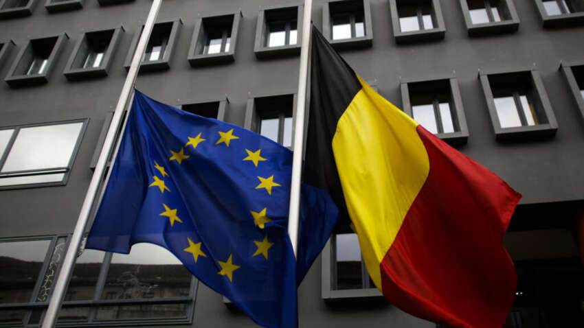 Україна знову ризикує залишитися без коштів: яку вимогу ставить Брюссель Україна знову ризикує залишитися без коштів: яку вимогу ставить Брюссель