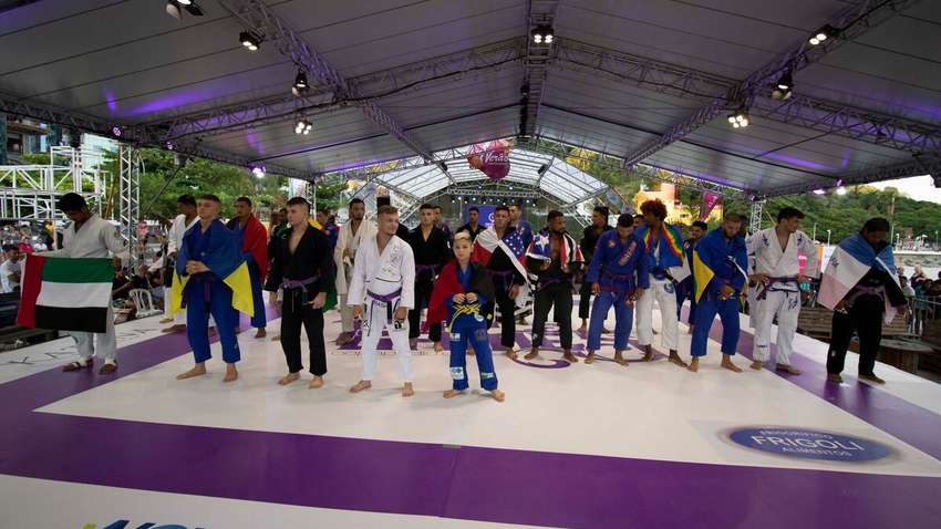 Український спортсмен взяв участь у престижному турнірі з джіу-джитсу у Бразилії