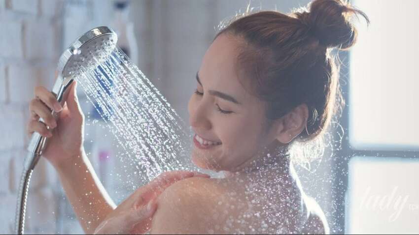 Ніколи не робіть цього під час прийому душу: медики назвали серйозну помилку  