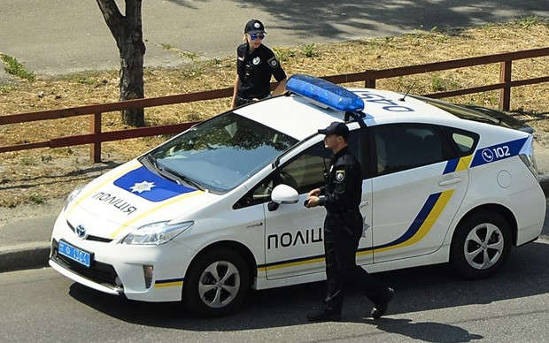 Верховный суд разъяснил, в каком случае водитель может не предъявлять права патрульным