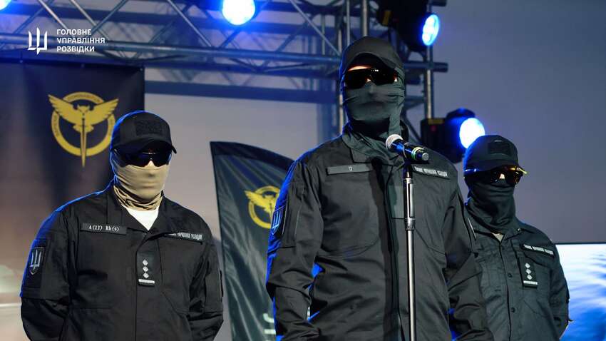 У ГУР показали, чим нищать російські кораблі та літаки У ГУР показали, чим нищать російські кораблі та літаки