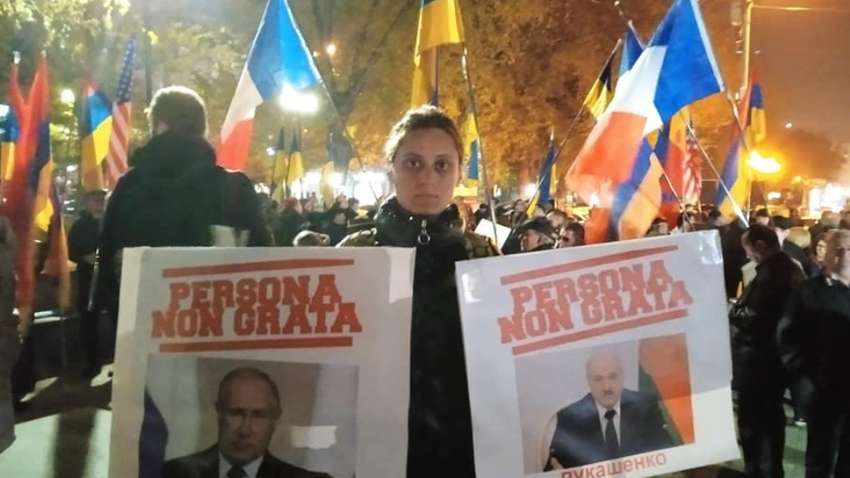 Перед самітом ОДКБ та візитом Путіна до Вірменії люди вийшли на вулицю: що відбувається (ВІДЕО)  