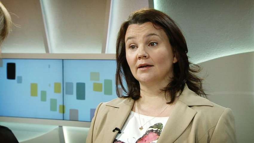 Тоска за СССР: эксперт объяснила, что Россия может сделать с ОРДЛО Тоска за СССР: эксперт объяснила, что Россия может сделать с ОРДЛО