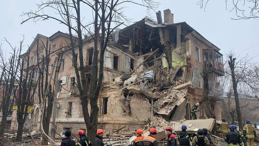 Більш як 60 ракет сьогодні випустили рашисти по Україні Більш як 60 ракет сьогодні випустили рашисти по Україні