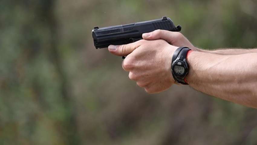 В Канаде злоумышленник устроил стрельбу в нескольких домах: есть погибшие  В Канаде злоумышленник устроил стрельбу в нескольких домах: есть погибшие