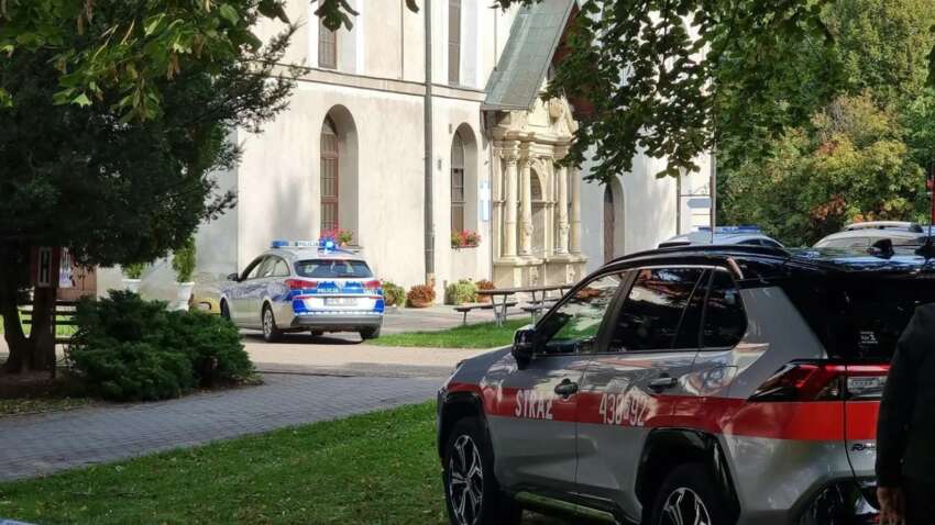 Украинец устроил резню в монастыре Польши: один погибший и пятеро раненых Украинец устроил резню в монастыре Польши: один погибший и пятеро раненых