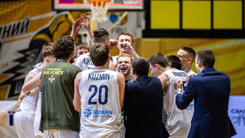 За підтримки фармкомпанії “Здоров’я” баскетболісти “Харківського Сокола” тріумфували в ігровому сезоні 2024/2025