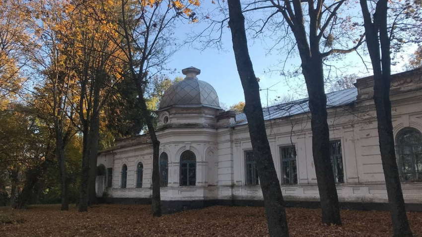 Известно, сколько объектов культурного наследия уничтожили российские оккупанты в Украине