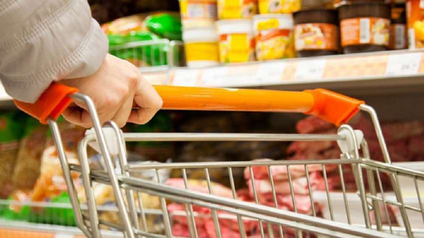 Українцям радять запасатися продуктами: у новому році ситуація різко зміниться