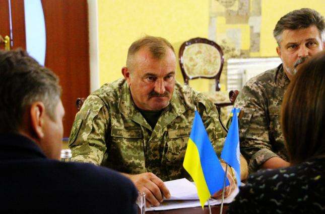 "Розведення сил біля Золотого триватиме три доби" – командувач ООС 