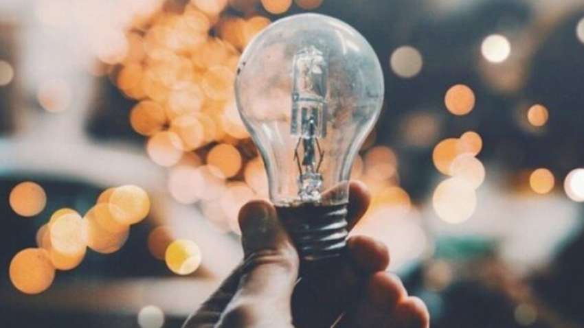 Коли почнуть менше вимикати світло: в "Укренерго" назвали дати Коли почнуть менше вимикати світло: в "Укренерго" назвали дати