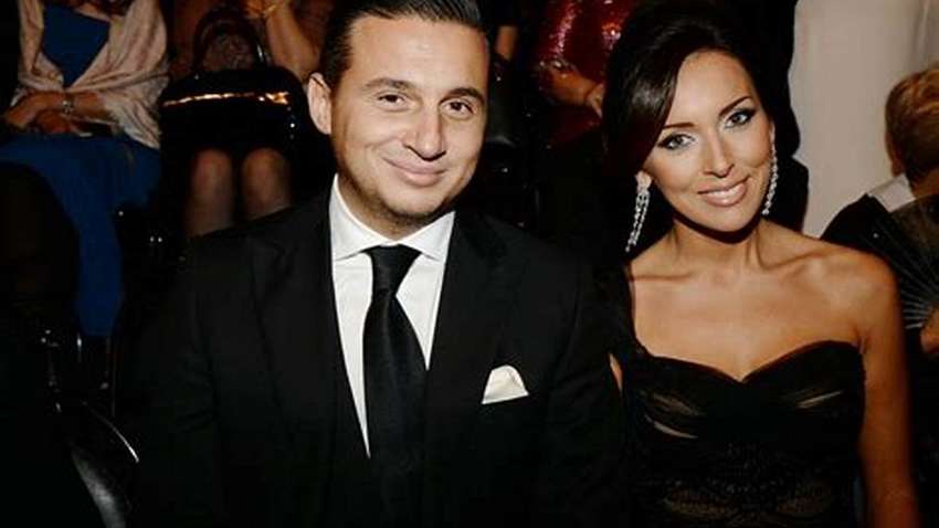 Изменял долгое время: в РФ разводится самая крепкая звездная пара Изменял долгое время: в РФ разводится самая крепкая звездная пара