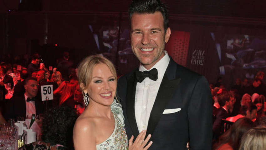 51-летняя Кайли Миноуг впервые выходит замуж