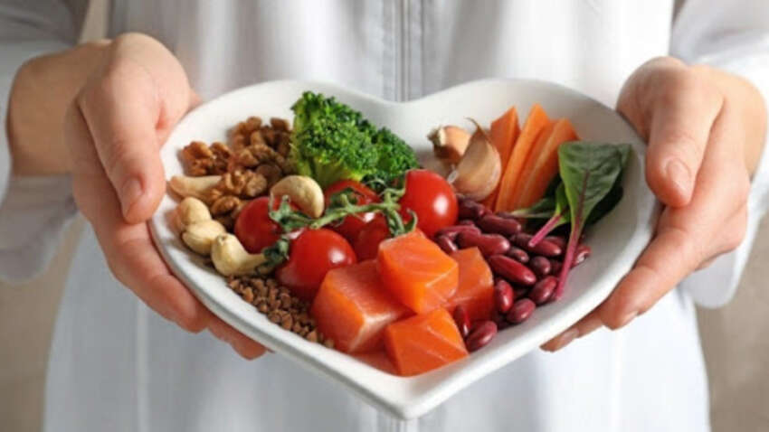 Ви їсте це щодня – і вбиваєте серце: лікарі назвали небезпечні звички, які скорочують життя