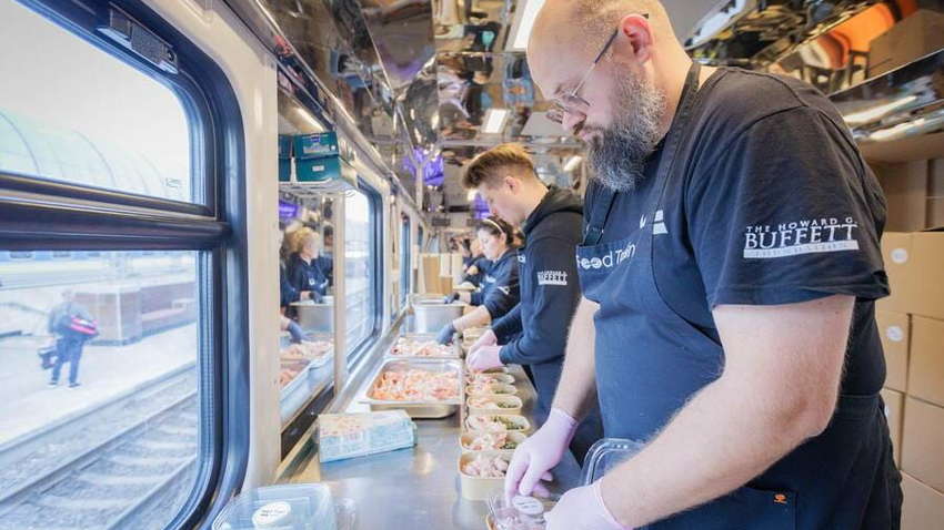 «Food Train» у Харкові приготував та видав мільйонну порцію гарячої їжі