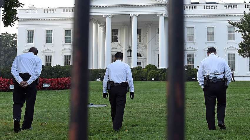 Выборы в США: возле Белого дома произошел теракт Выборы в США: возле Белого дома произошел теракт