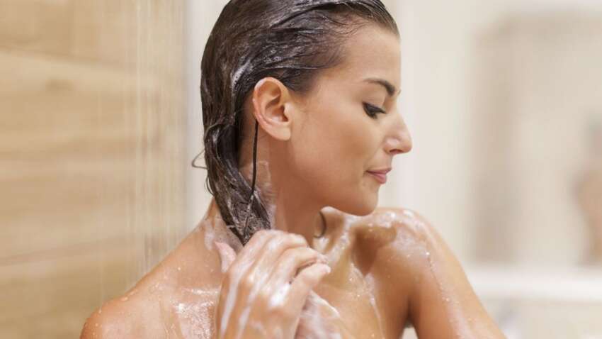 Як часто мити голову, щоб волосся залишалося здоровим: експерти шокували порадою Як часто мити голову, щоб волосся залишалося здоровим: експерти шокували порадою