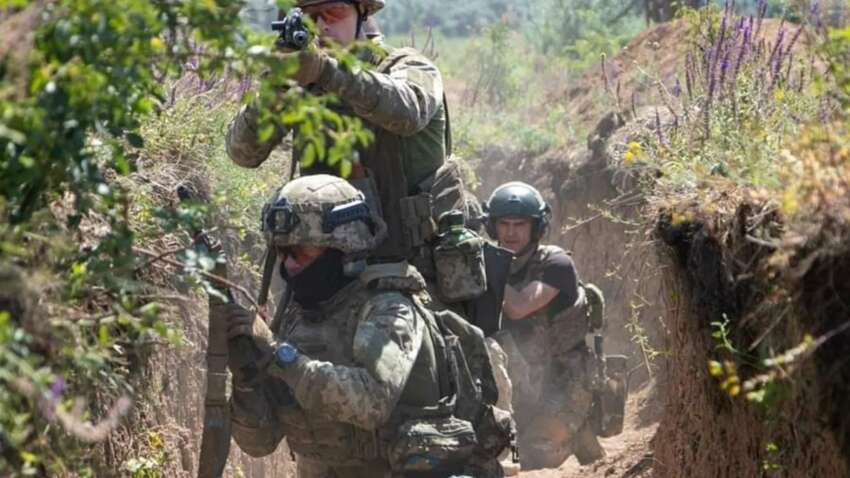 У противника є для цього все:  експерт нажахав перспективами для двох міст на фронті  