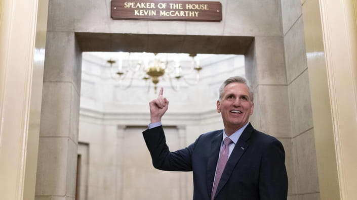 Маккарті підтвердив – Україна не отримає великого пакета допомоги від США: яка причина