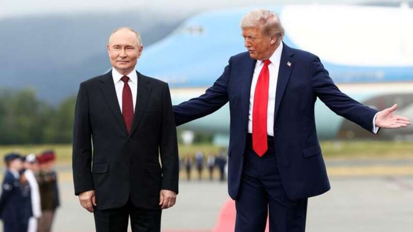 Трамп "вознаградил" Путина, отменив санкции на нефть: надолго ли это