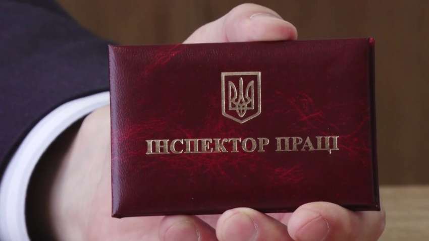 Служба труда проверит тысячи работодателей