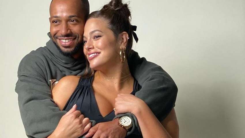 Модель Эшли Грэм рассказала, как рожала сына дома