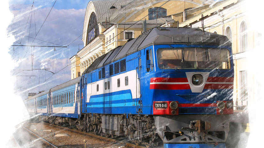 В поезде мужчина среди ночи пытался изнасиловать пассажирку В поезде мужчина среди ночи пытался изнасиловать пассажирку