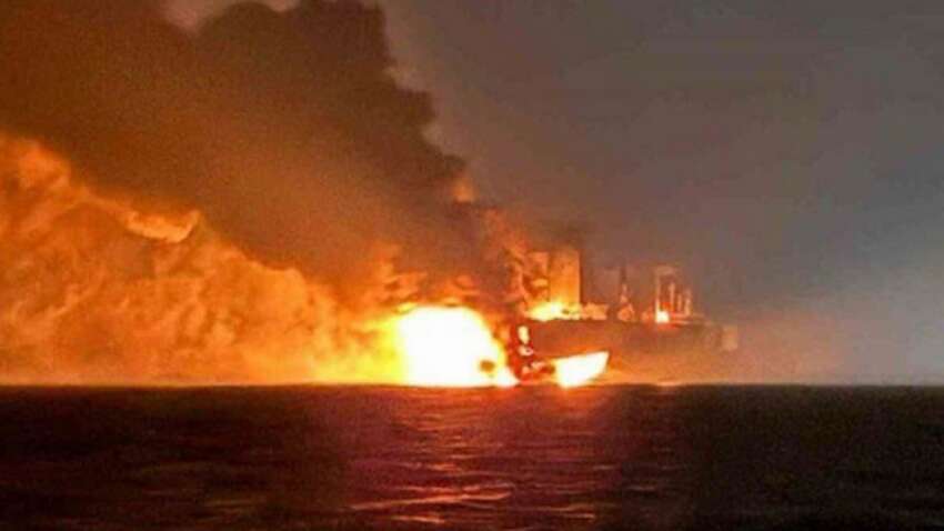 Аналитики назвали финансовые последствия ударов по судам теневого флота РФ в Черном море Аналитики назвали финансовые последствия ударов по судам теневого флота РФ в Черном море