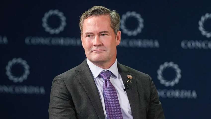 "Втягиваемся в вечную войну": у Трампа назвали военную помощь Украине "ложной стратегией"