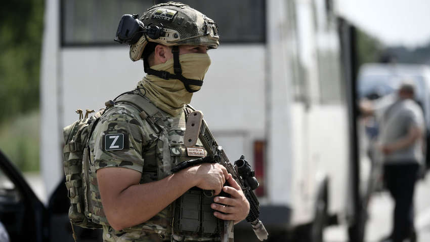 Куда РФ перебрасывает десантников, чтобы удержать фронт: ответ британской разведки