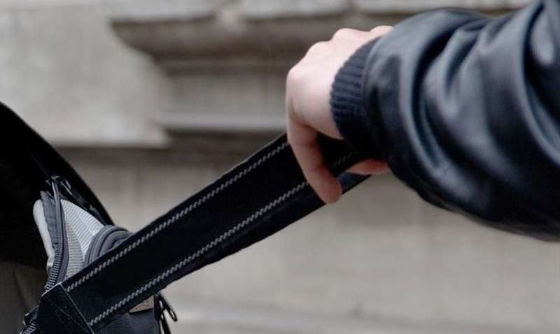 Забрали все, что заработала: в аэропорту Италии украинку, которая умерла, цинично обокрали Забрали все, что заработала: в аэропорту Италии украинку, которая умерла, цинично обокрали