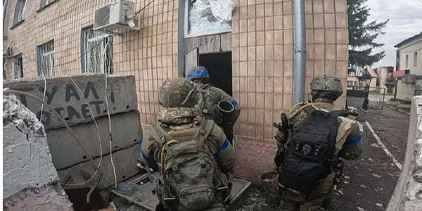 РФ наступает: стало известно, какую часть Торецка еще контролируют ВСУ