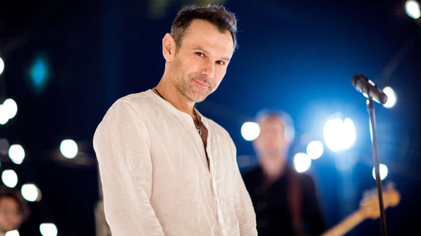 Ледь впізнати: Святослав Вакарчук показав студентські фото