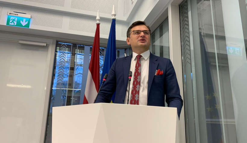 Украина работает над избавлением от бренда коррумпированного государства, - Дмитрий Кулеба 