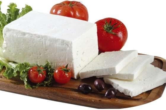 Сыр Фета может быть опасным для гипертоников и беременных Сыр Фета может быть опасным для гипертоников и беременных