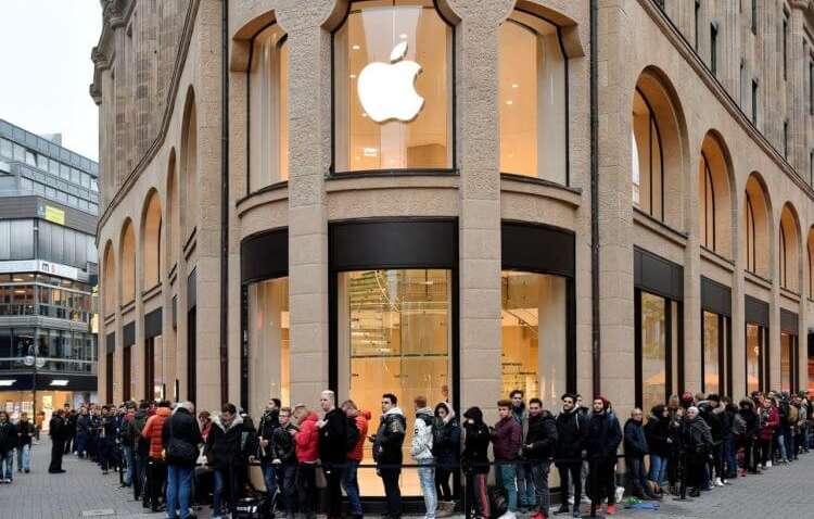 Названо найгірший час для покупки iPhone