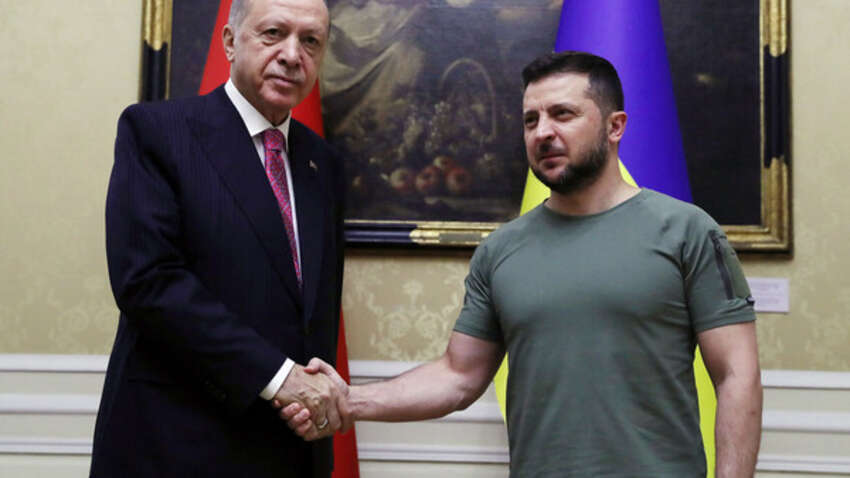 В Турции раскрыли детали разговора Зеленского с Эрдоганом: какую помощь просит Киев В Турции раскрыли детали разговора Зеленского с Эрдоганом: какую помощь просит Киев