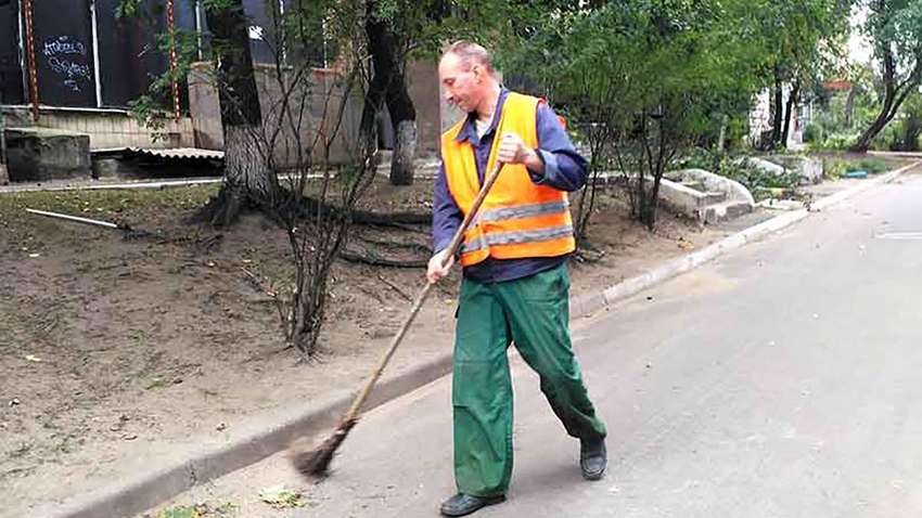 Почему от львовских дворников требуют вернуть премии 2020 год